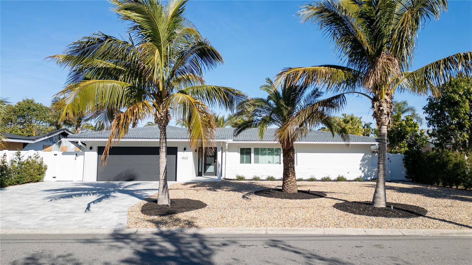 4523 Clearwater Harbor Dr S