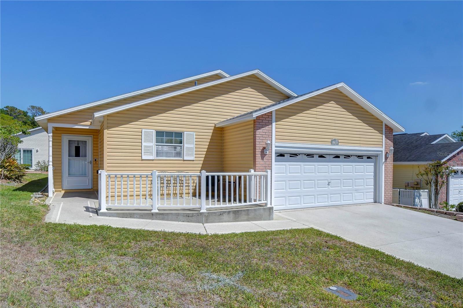 5906 Greenbriar CT