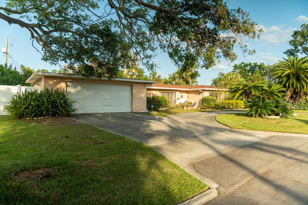 631 Luzon Ave