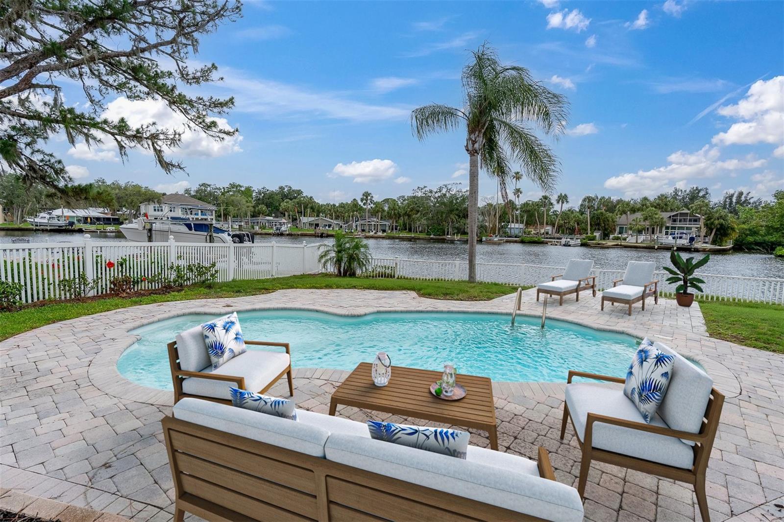 5440 Manatee Point Drive