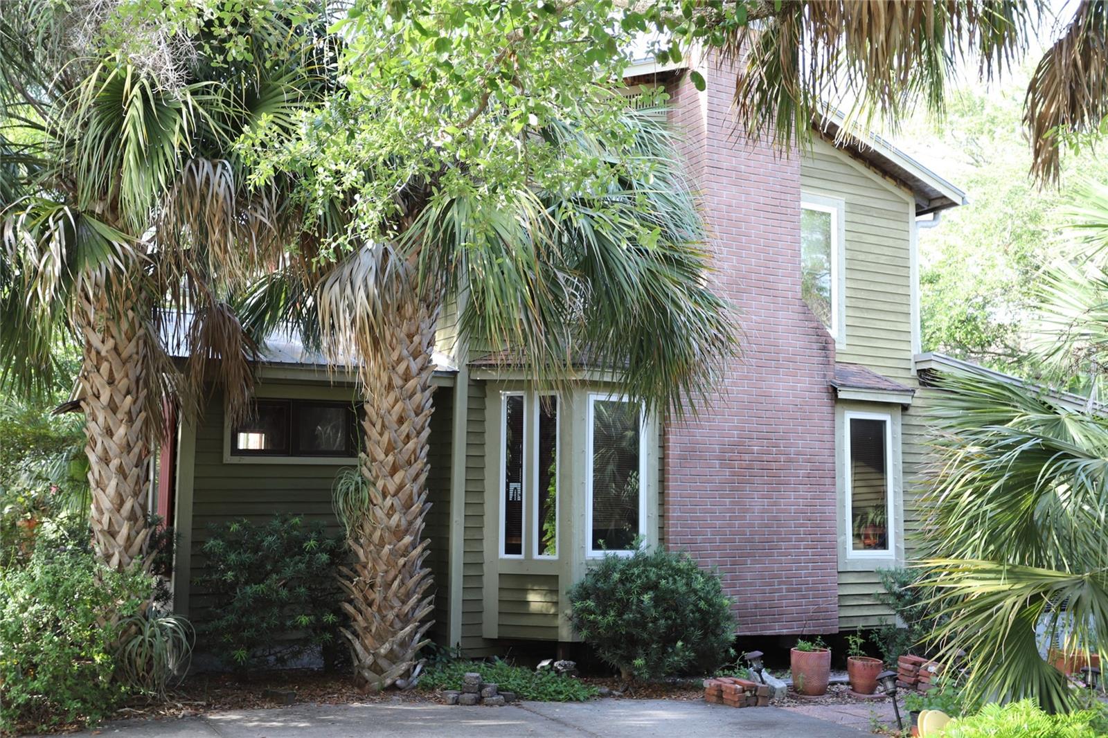 272 Orange St #A-B