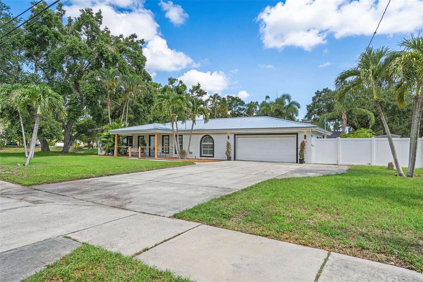 2820 Whitney Rd