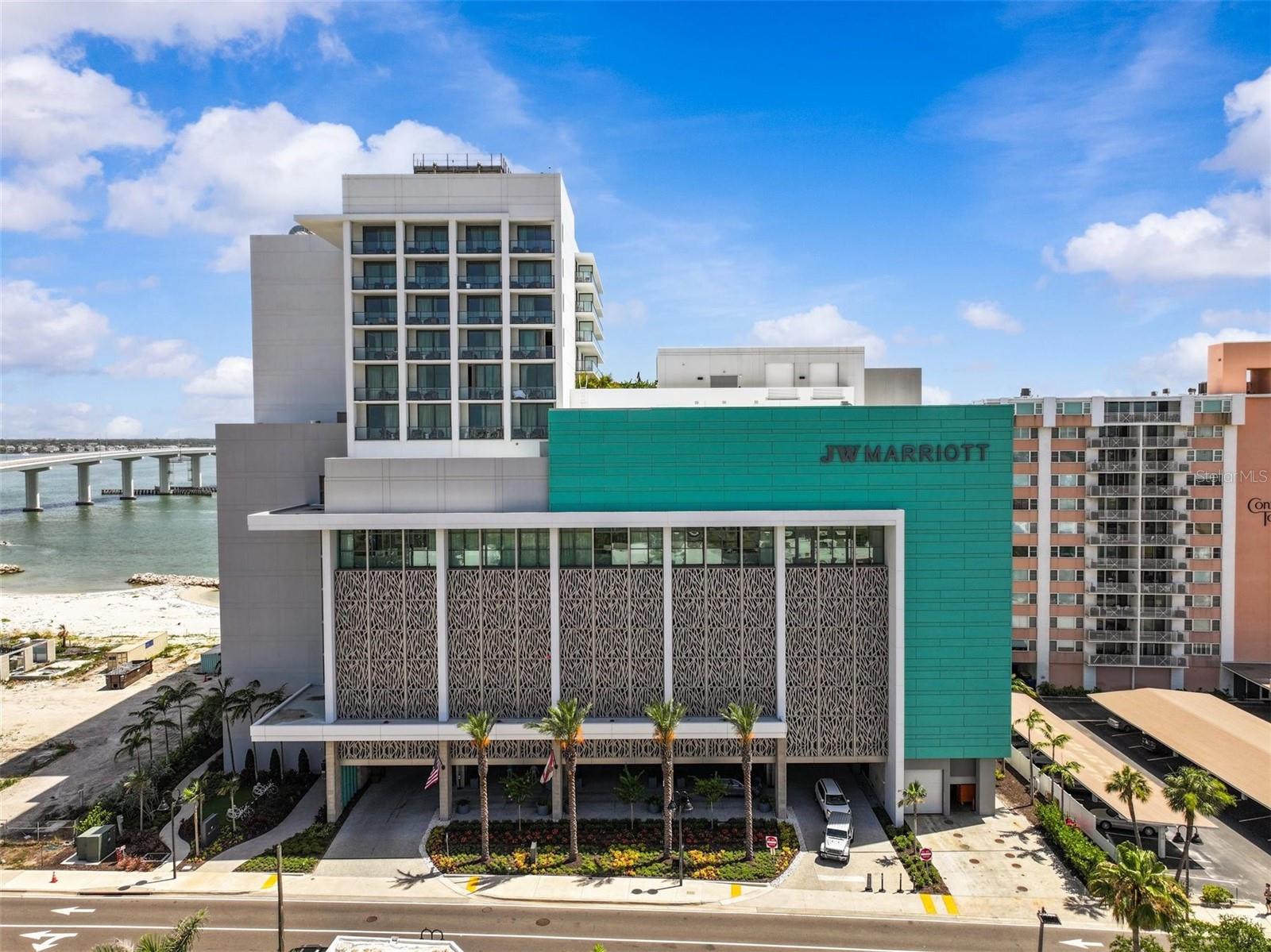 691 S Gulfview Blvd #1211