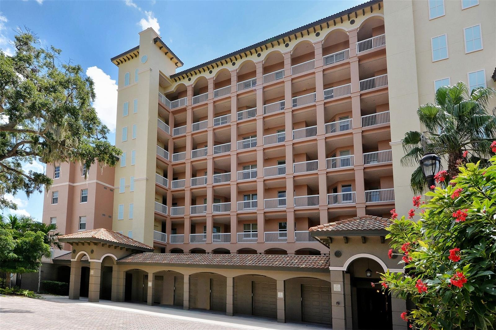 1921 Monte Carlo Dr #302