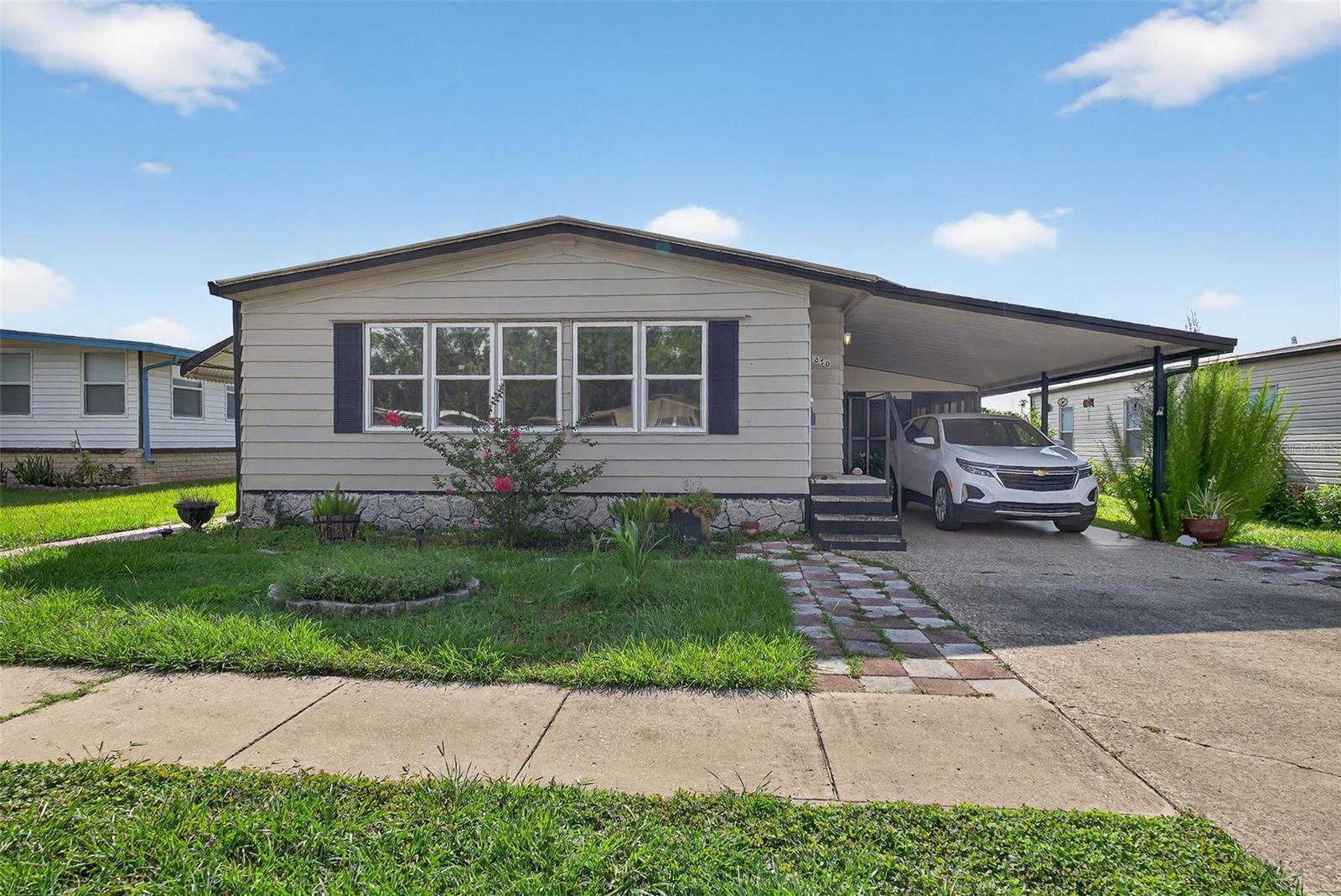 3850 Sarah Dr
