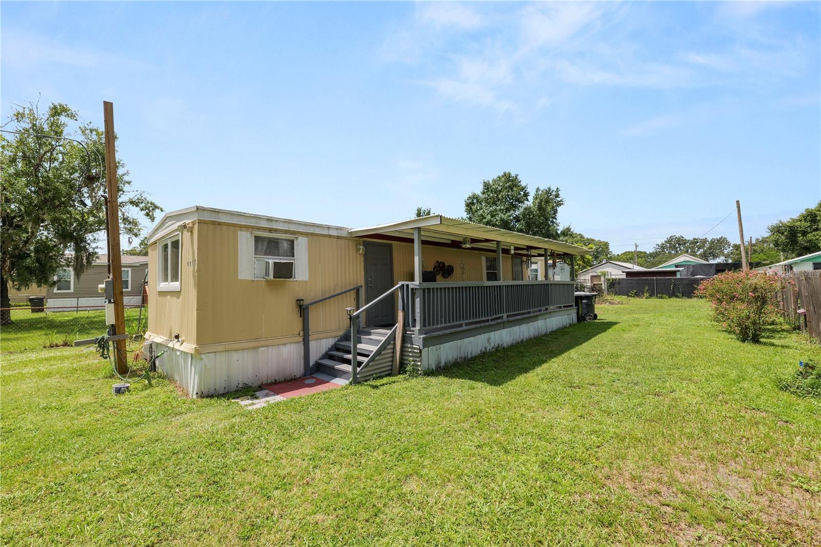 1111 S Terry Ave