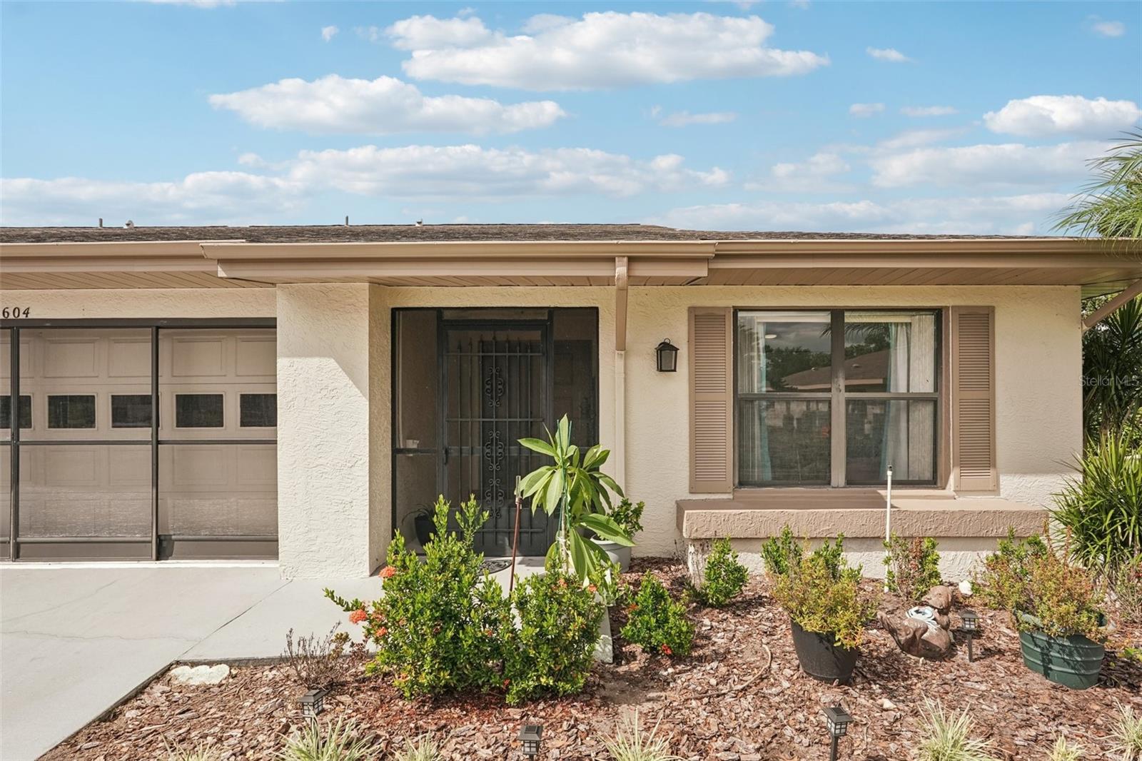 1604 Leland Dr