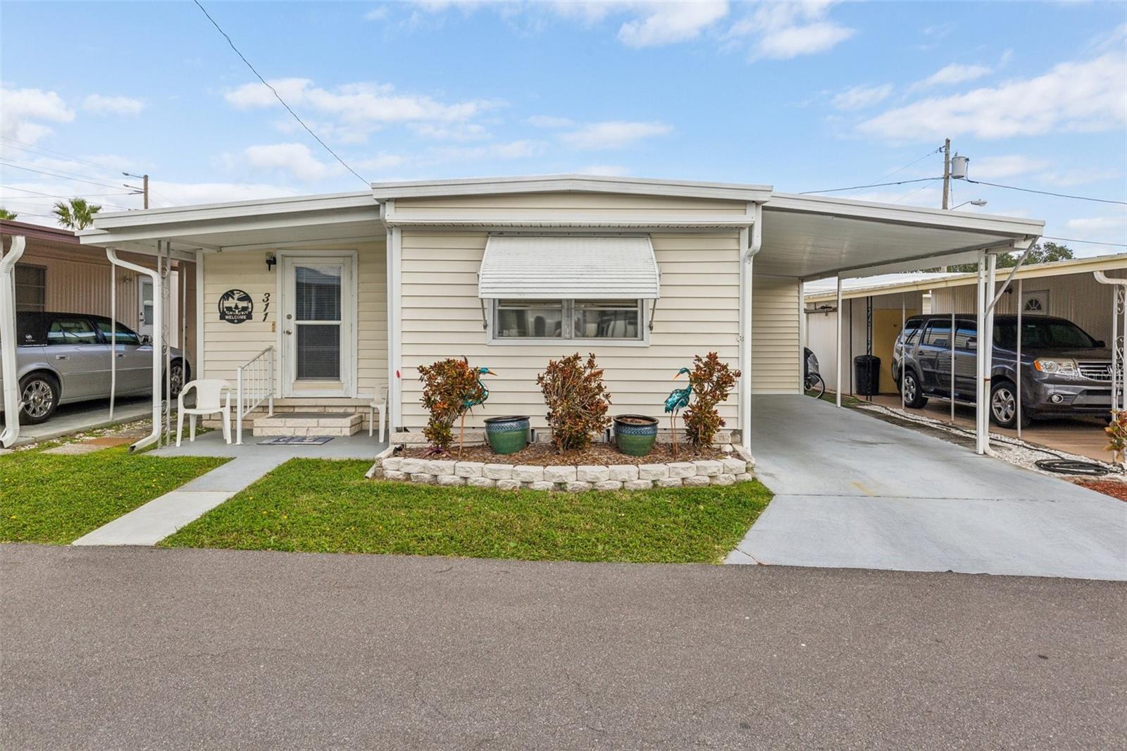 1600 N Old Coachman Rd #311