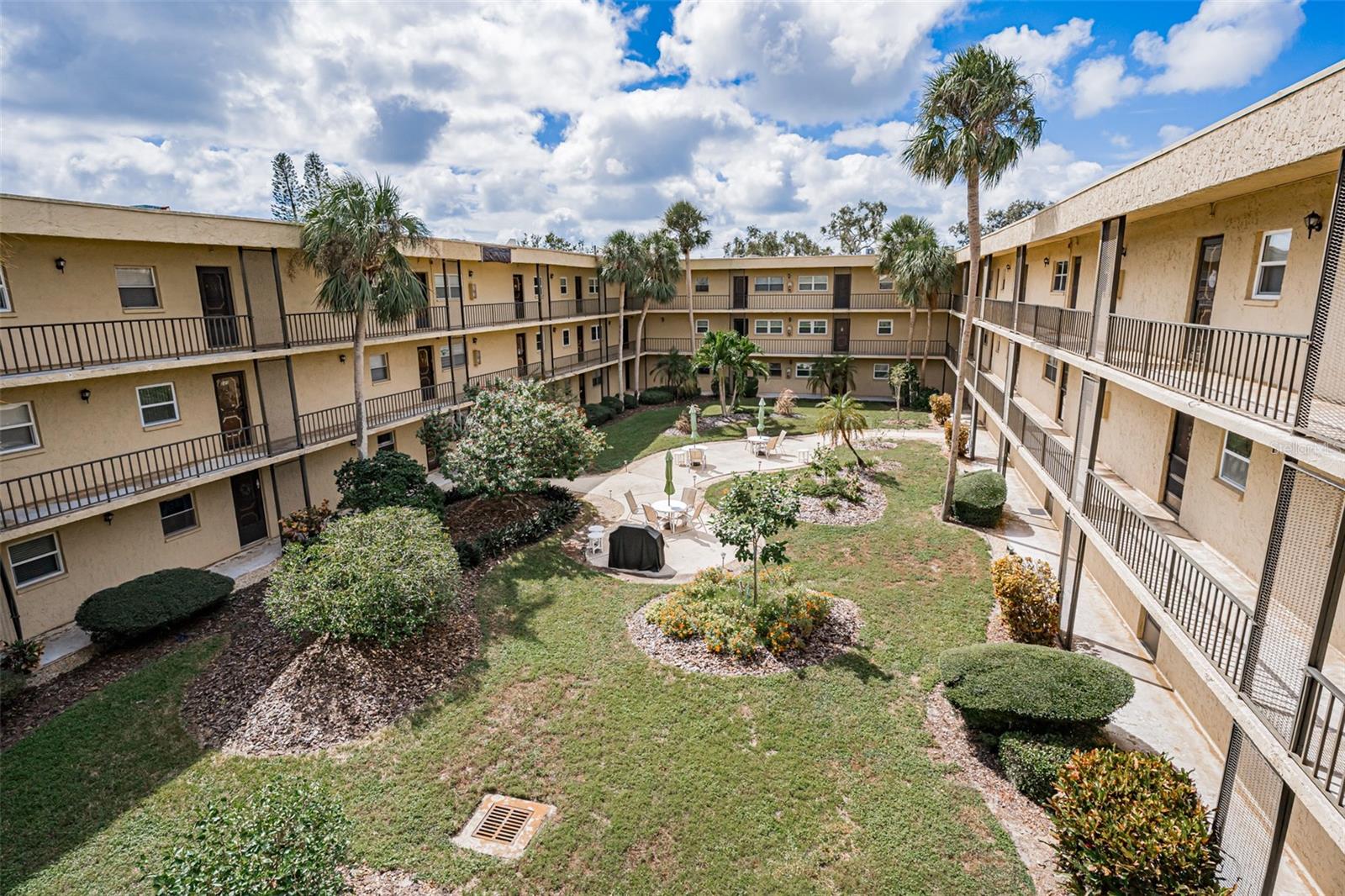 11485 Oakhurst Rd #200-306