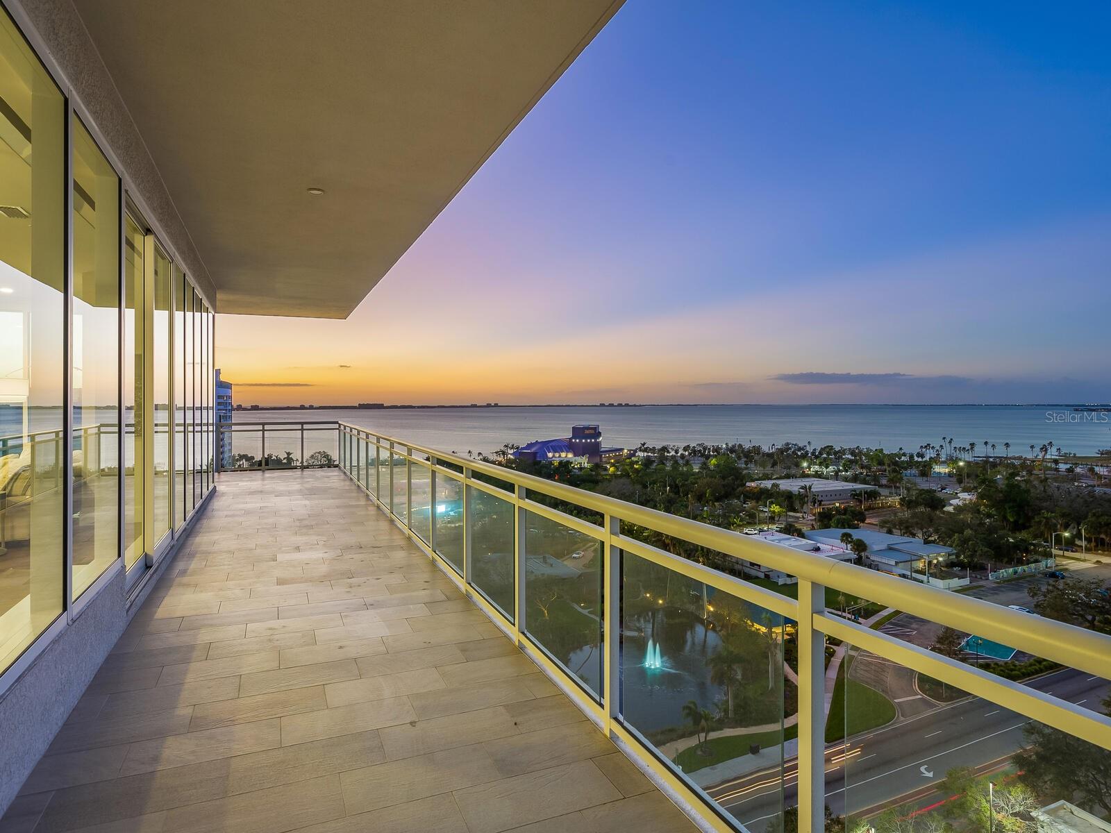 540 N Tamiami Trl #1201