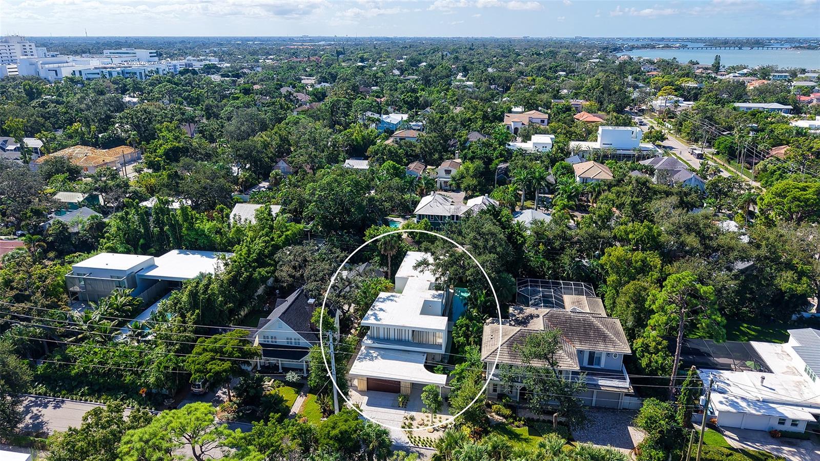 1642 Bahia Vista St