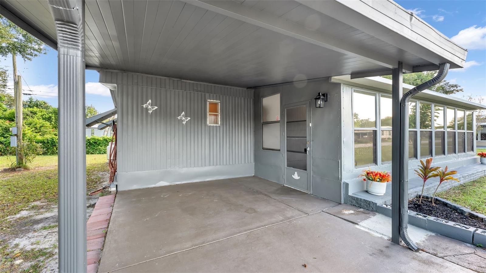 203 Janet Ln