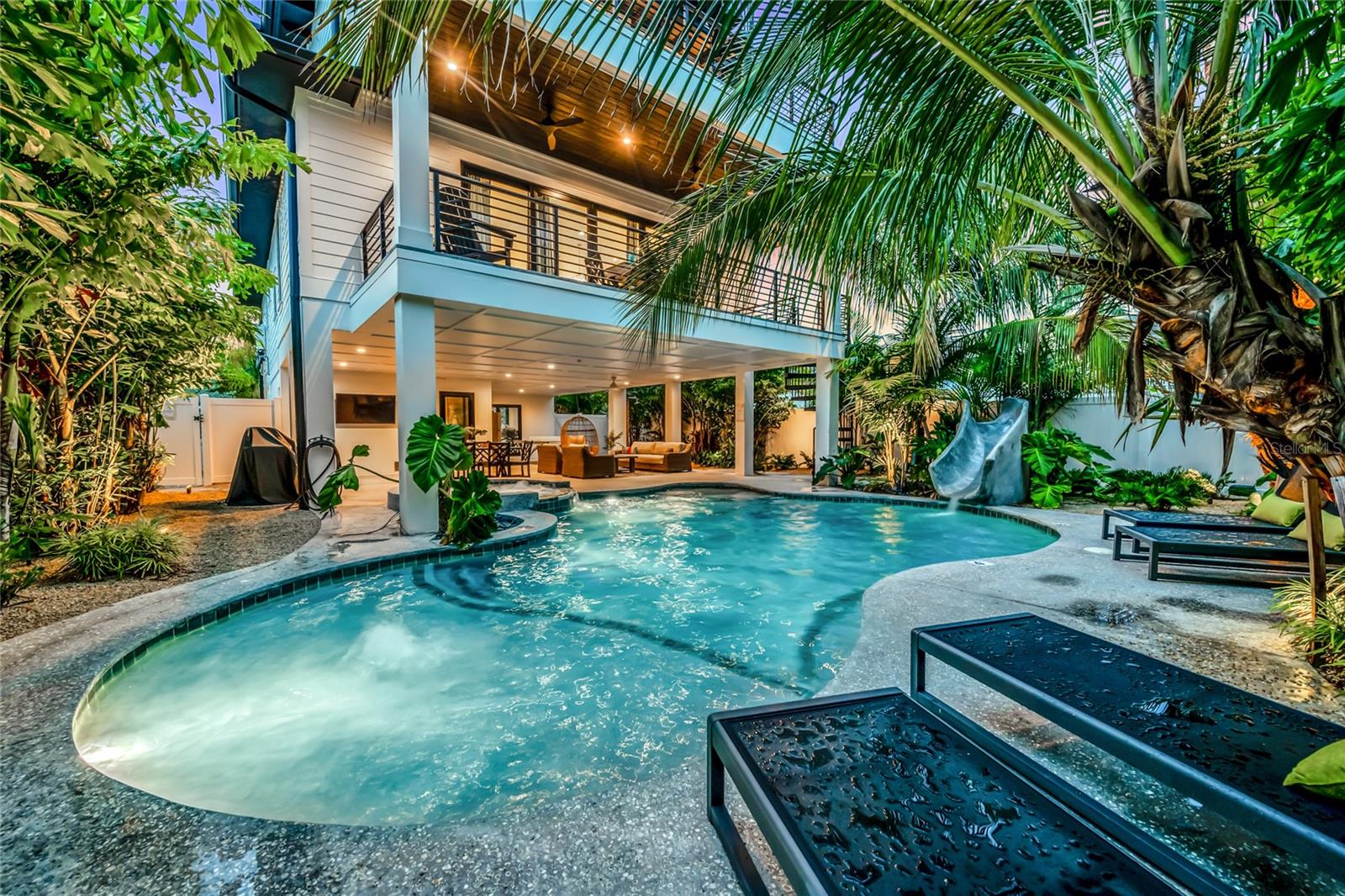 234 Grant Dr