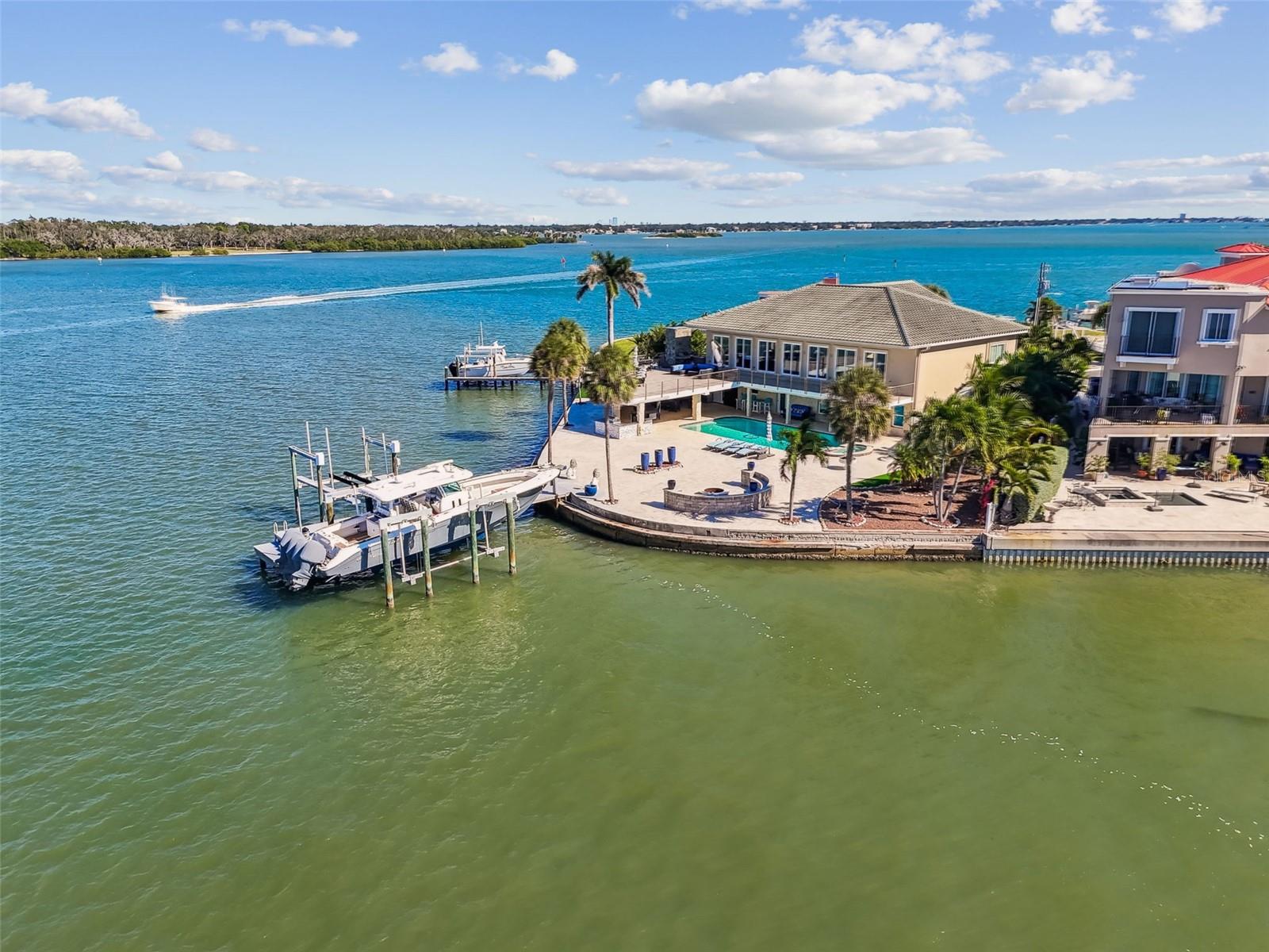 582 Johns Pass Ave
