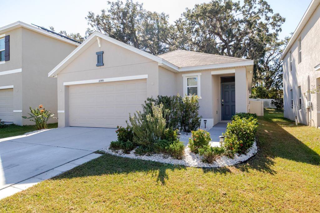 10945 Trailing Vine Dr