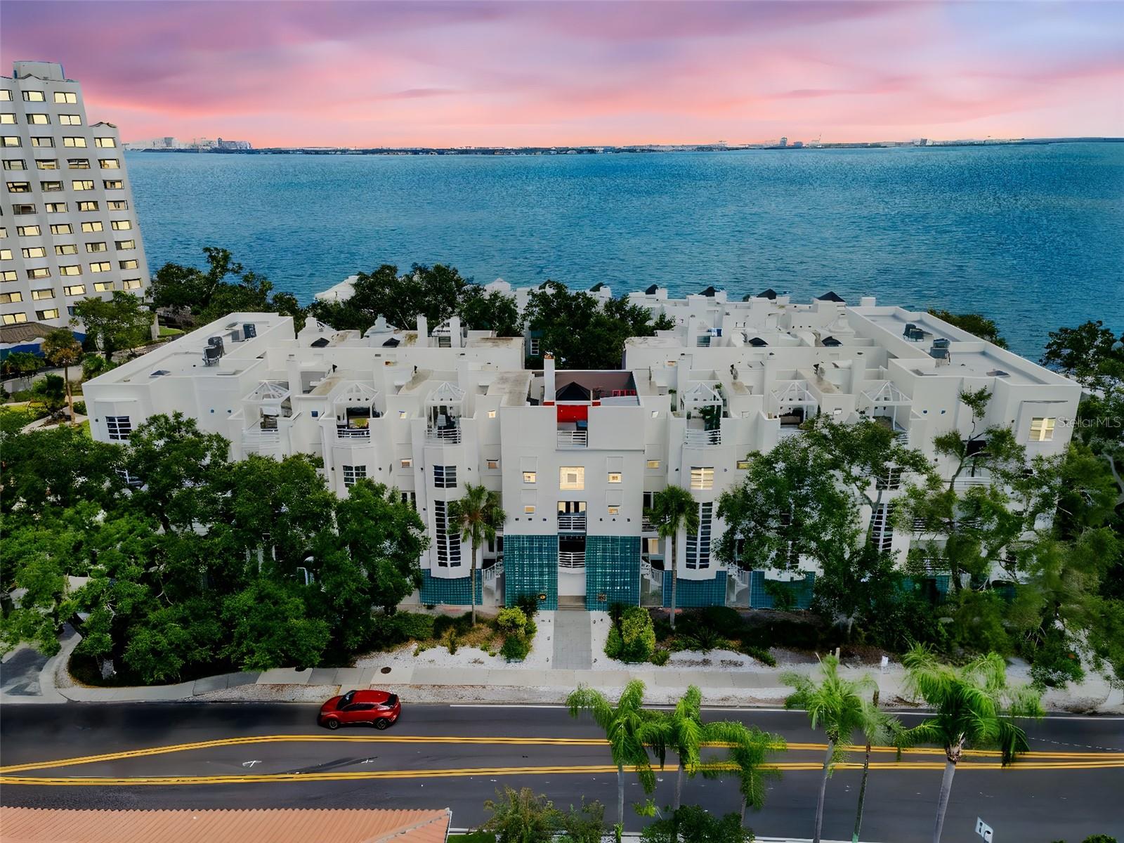 4950 Bayshore Blvd #23
