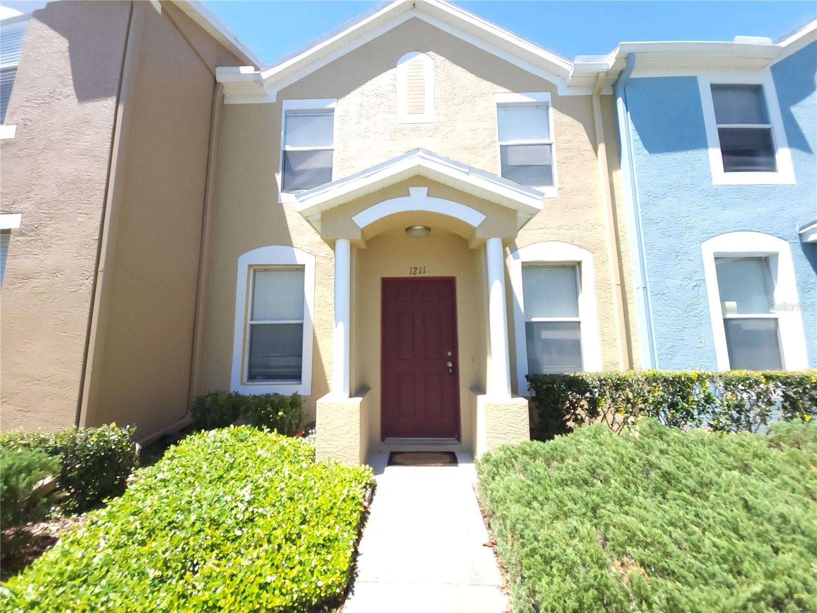 1211 Haddington Way