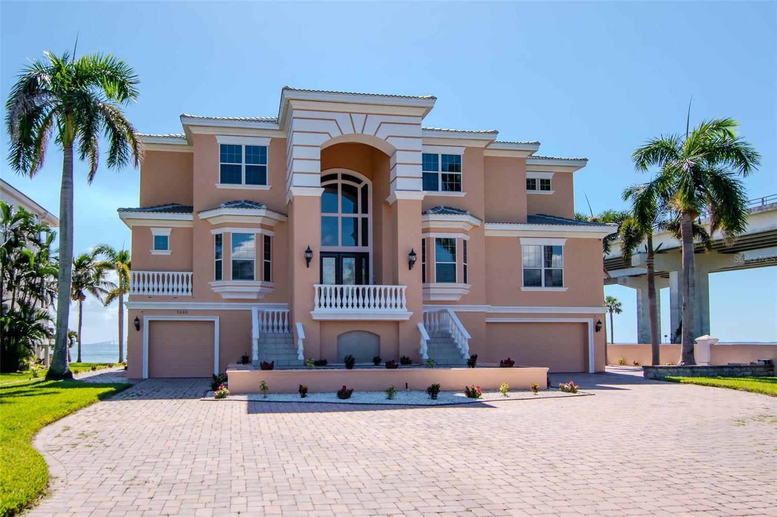 7680 Paradise Pointe Cir S