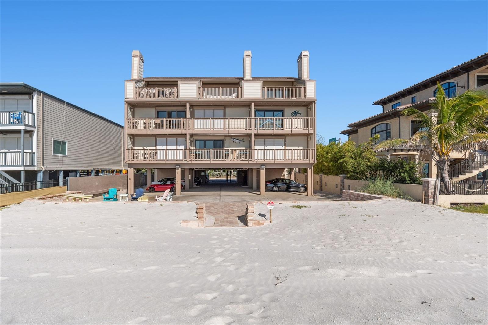 19010 Gulf Blvd #203