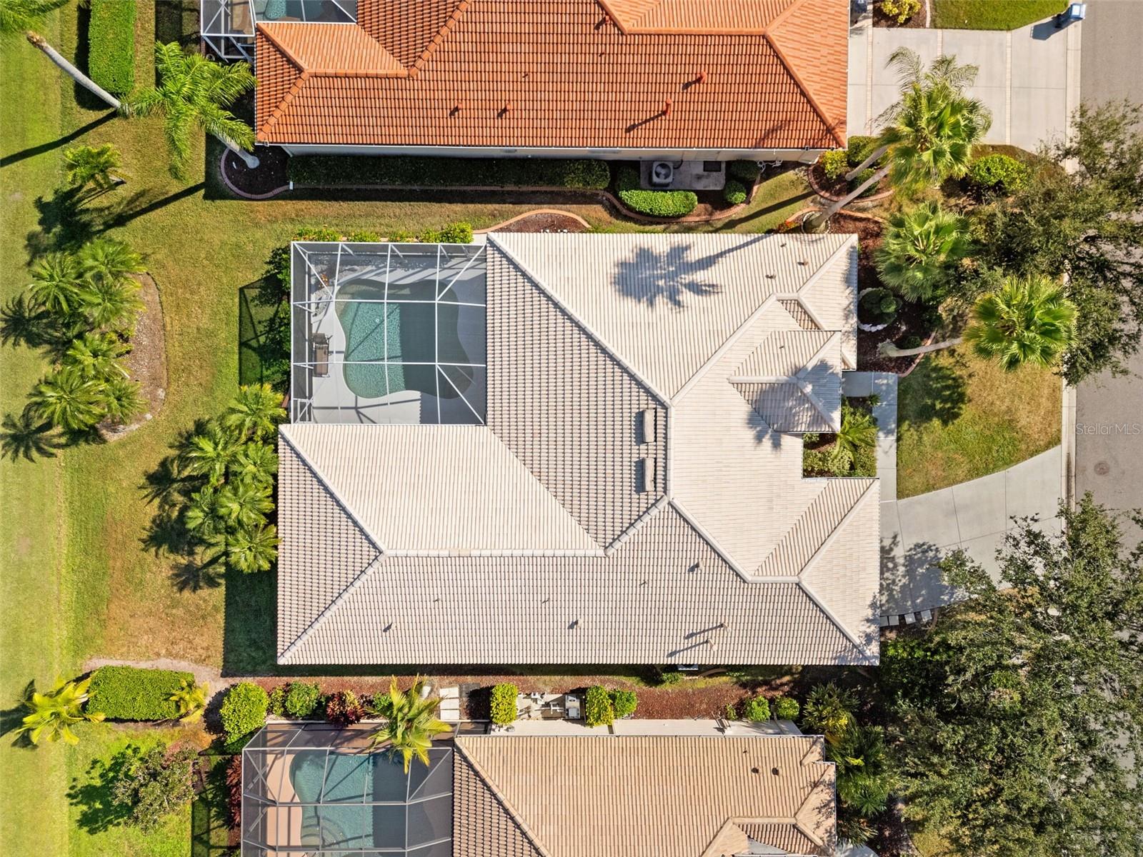 6882 Tailfeather Way
