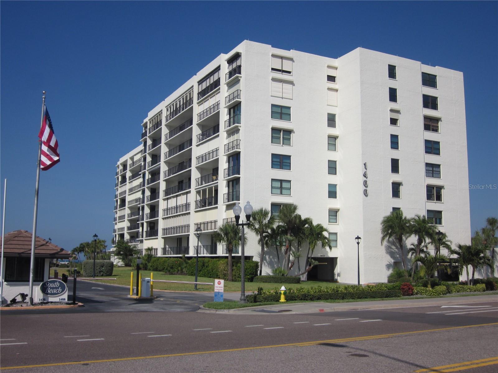 1400 Gulf Blvd #608