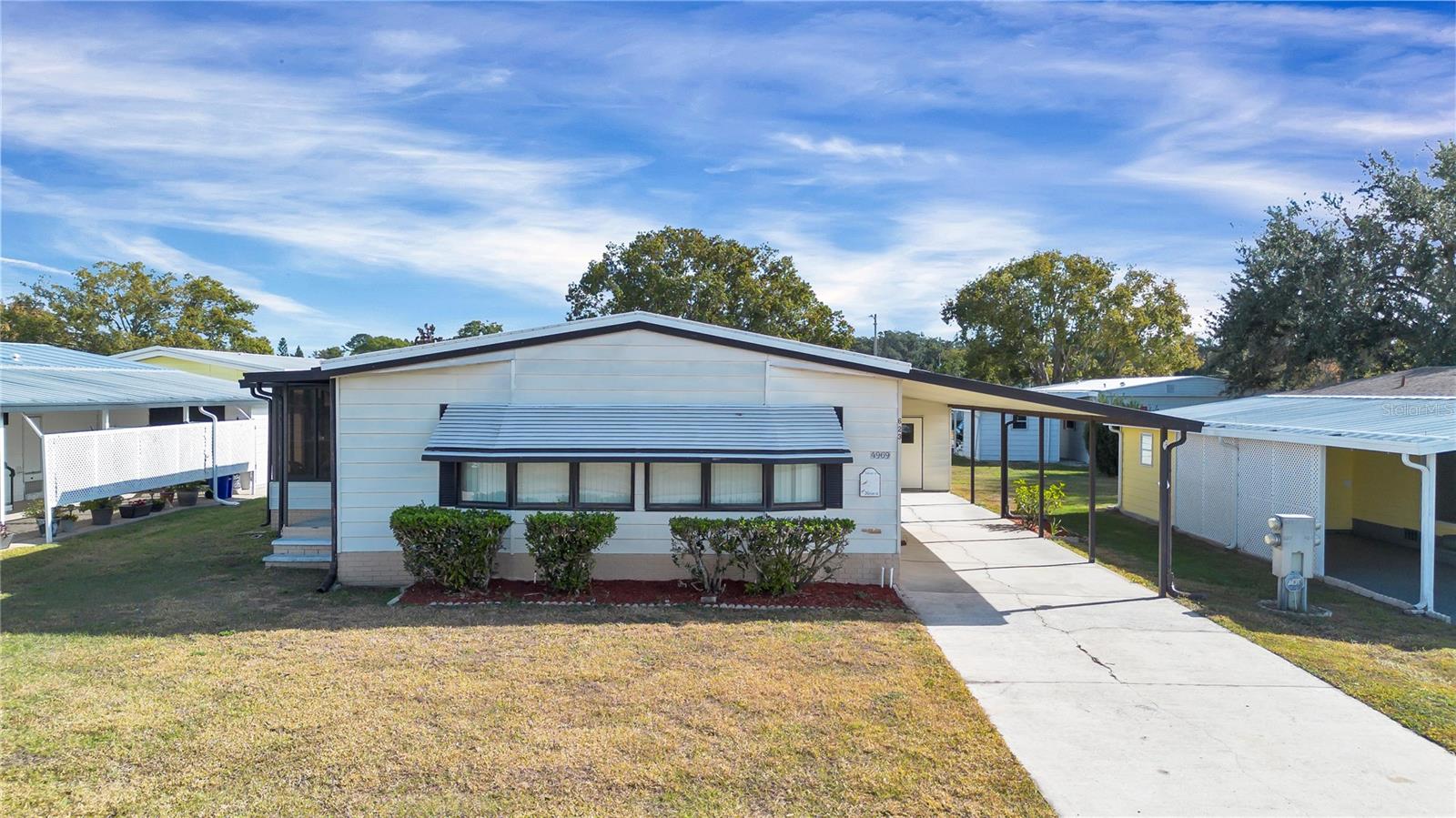 4969 Foxwood Lake Dr