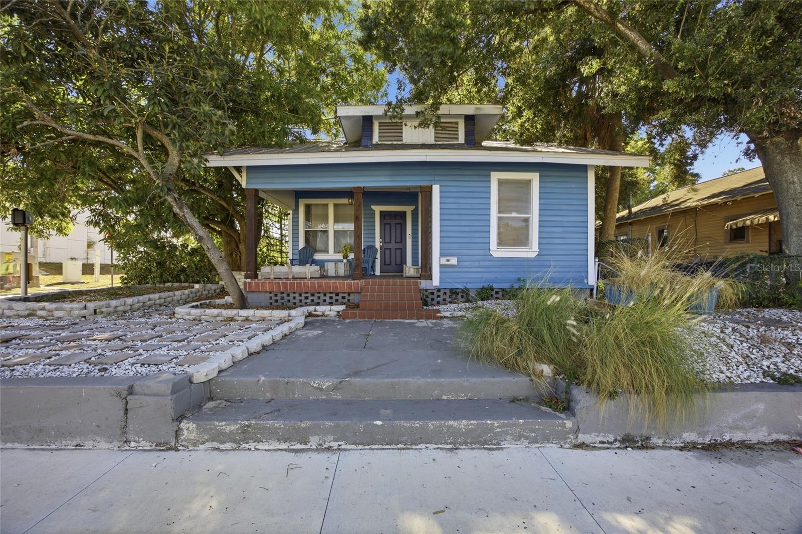 515 E Floribraska Ave