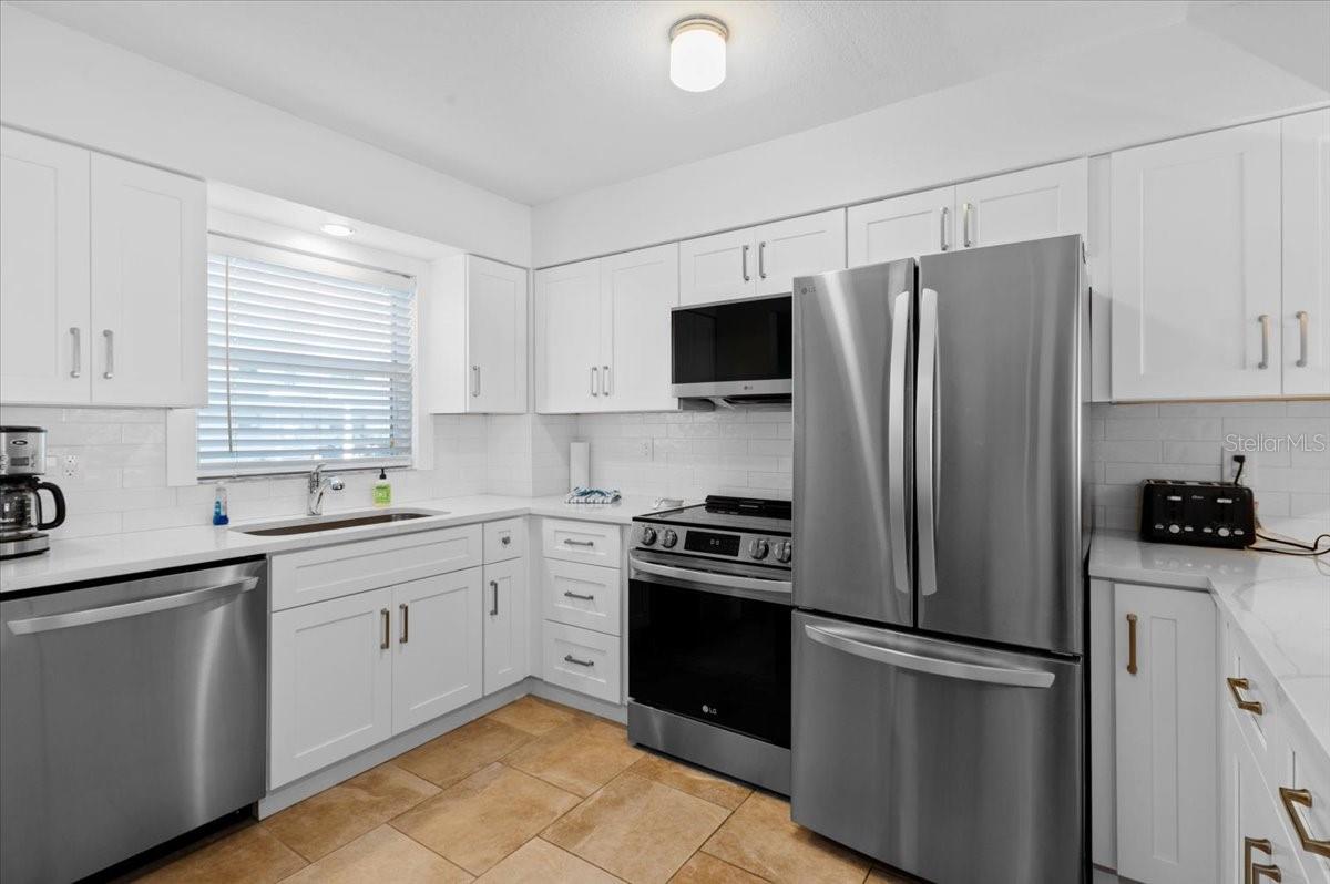 110 Vista Hermosa Cir #106B