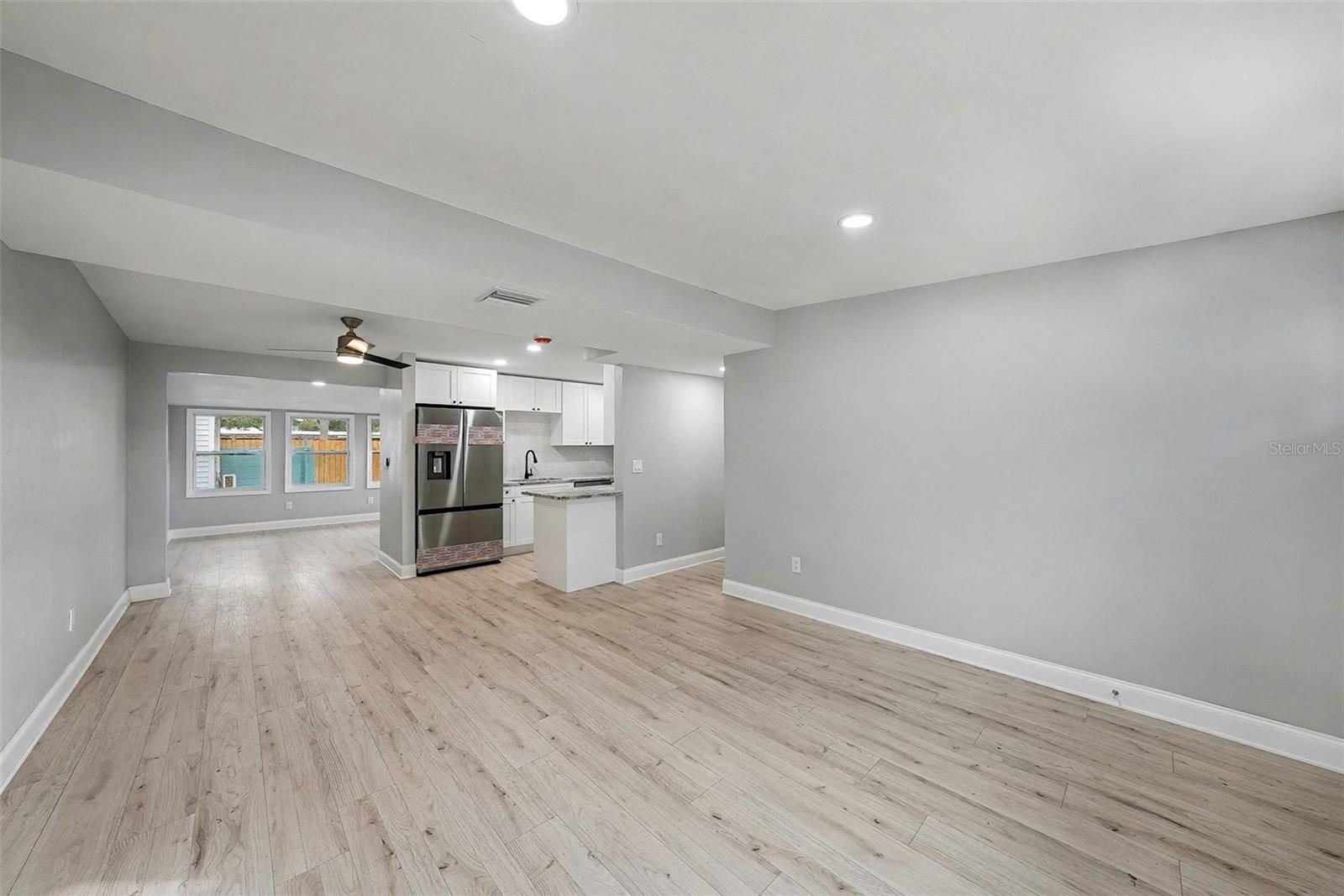 2162 Barcelona Dr