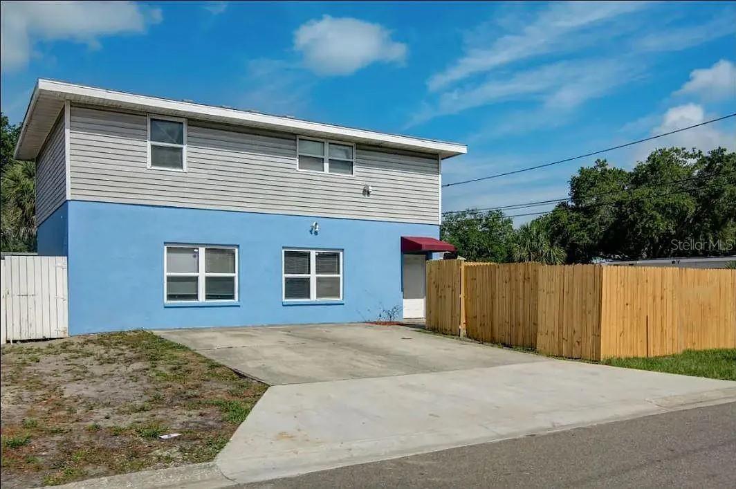 1002 Vine Ave