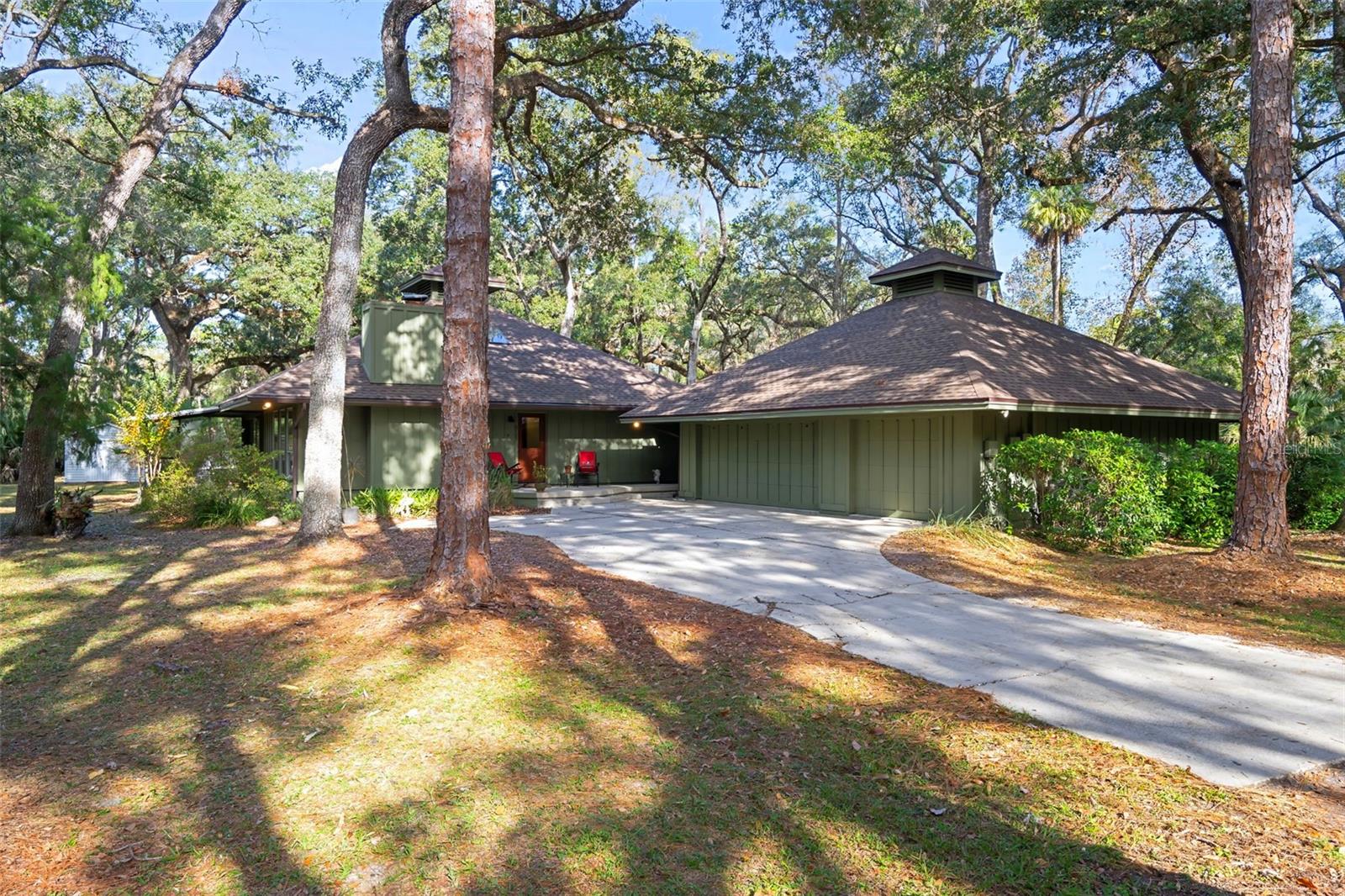 8725 Quail Run Dr