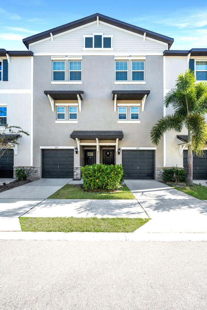 842 Tennyson MILL Cir