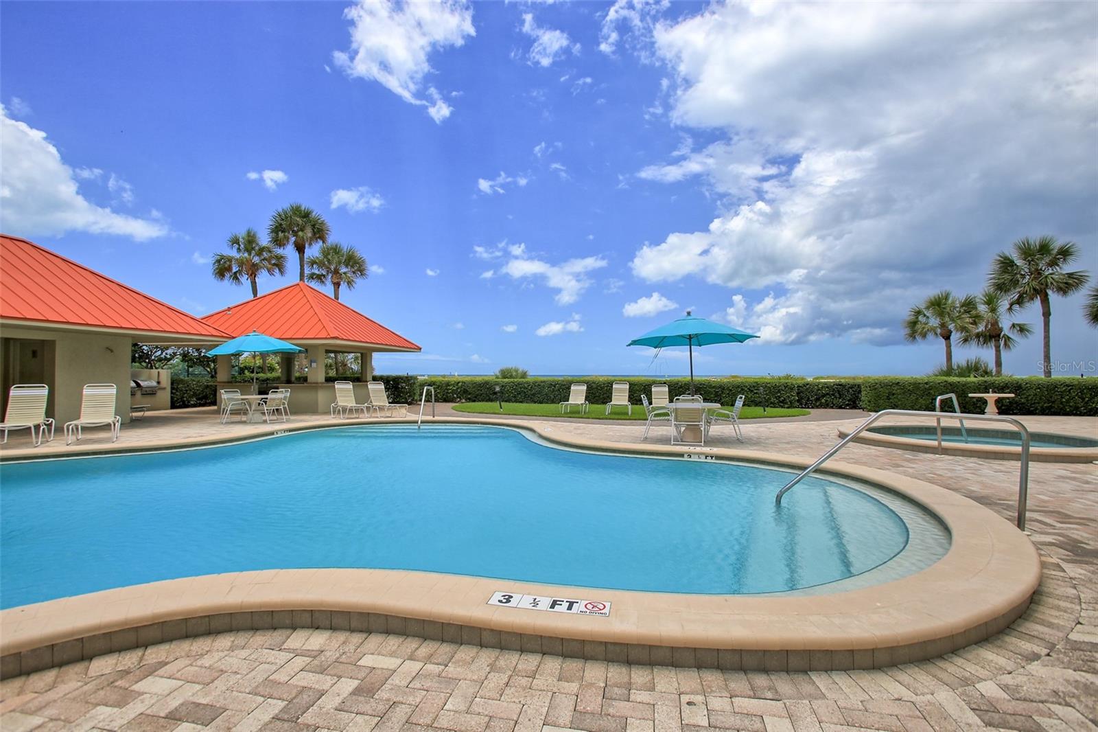 1290 Gulf Blvd #903