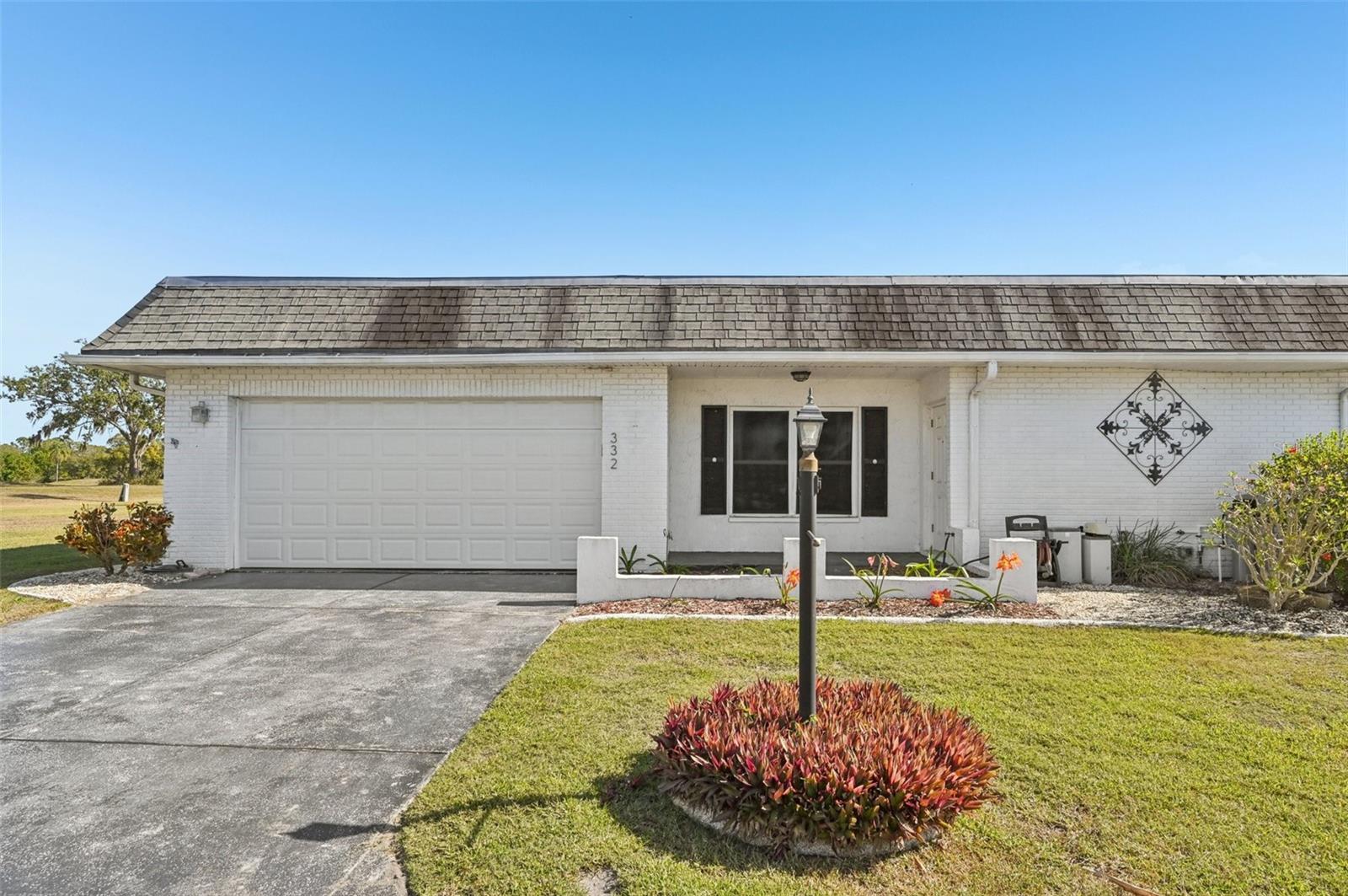 332 Club Manor Dr