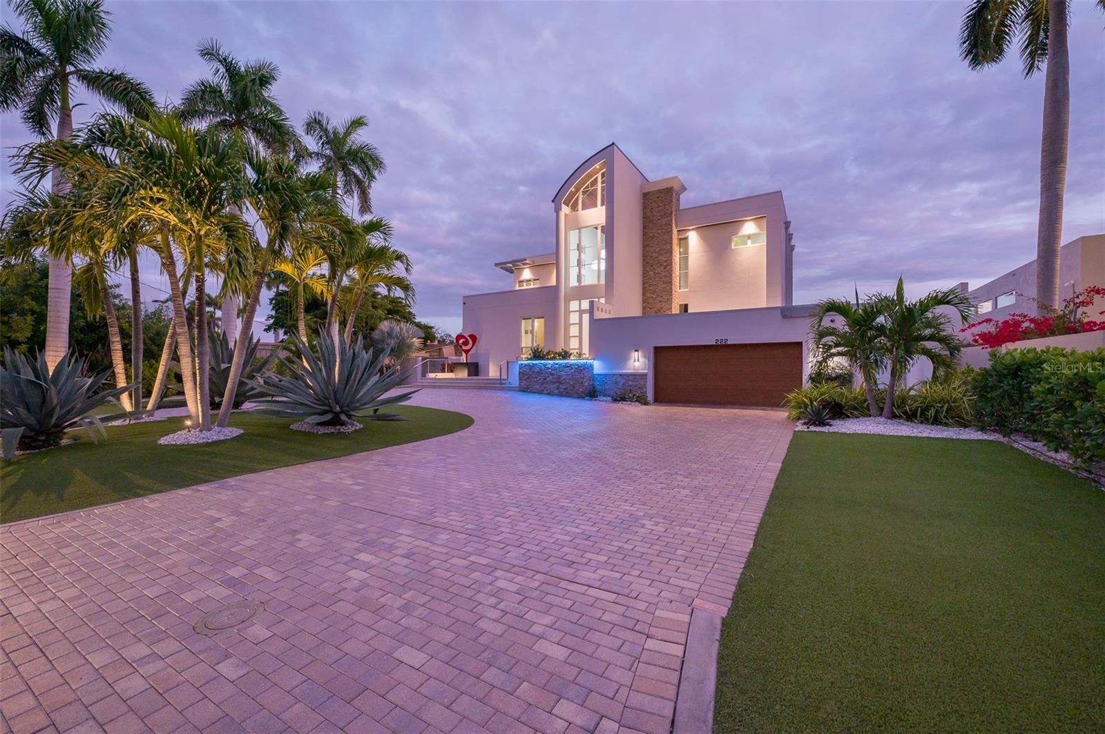 222 Morningside Dr
