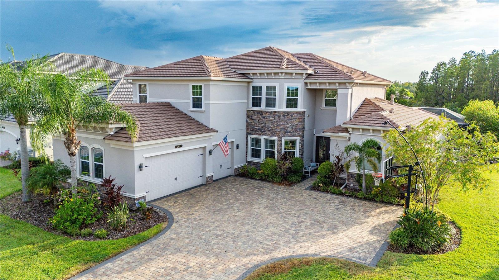 2611 Coco Palm Cir