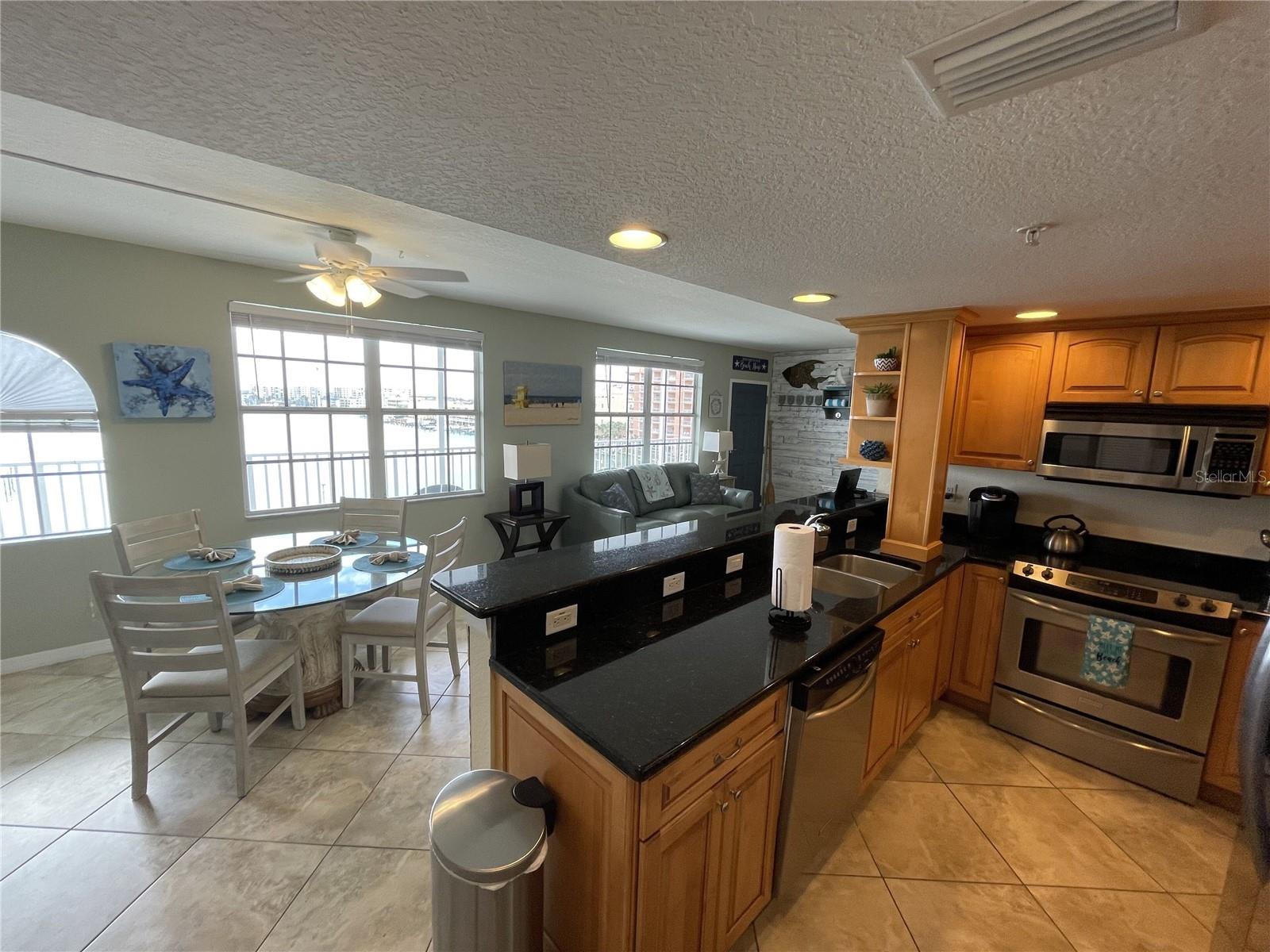 445 Hamden Dr #505