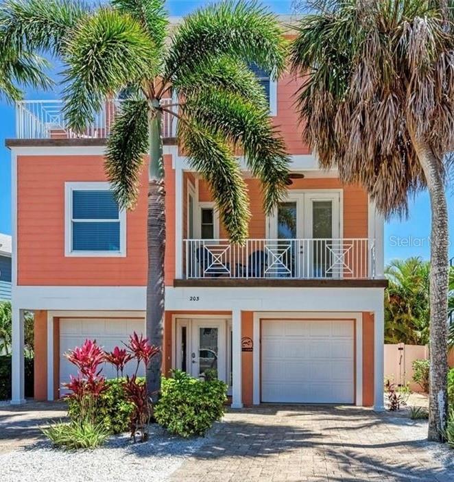 203 N Harbor Dr