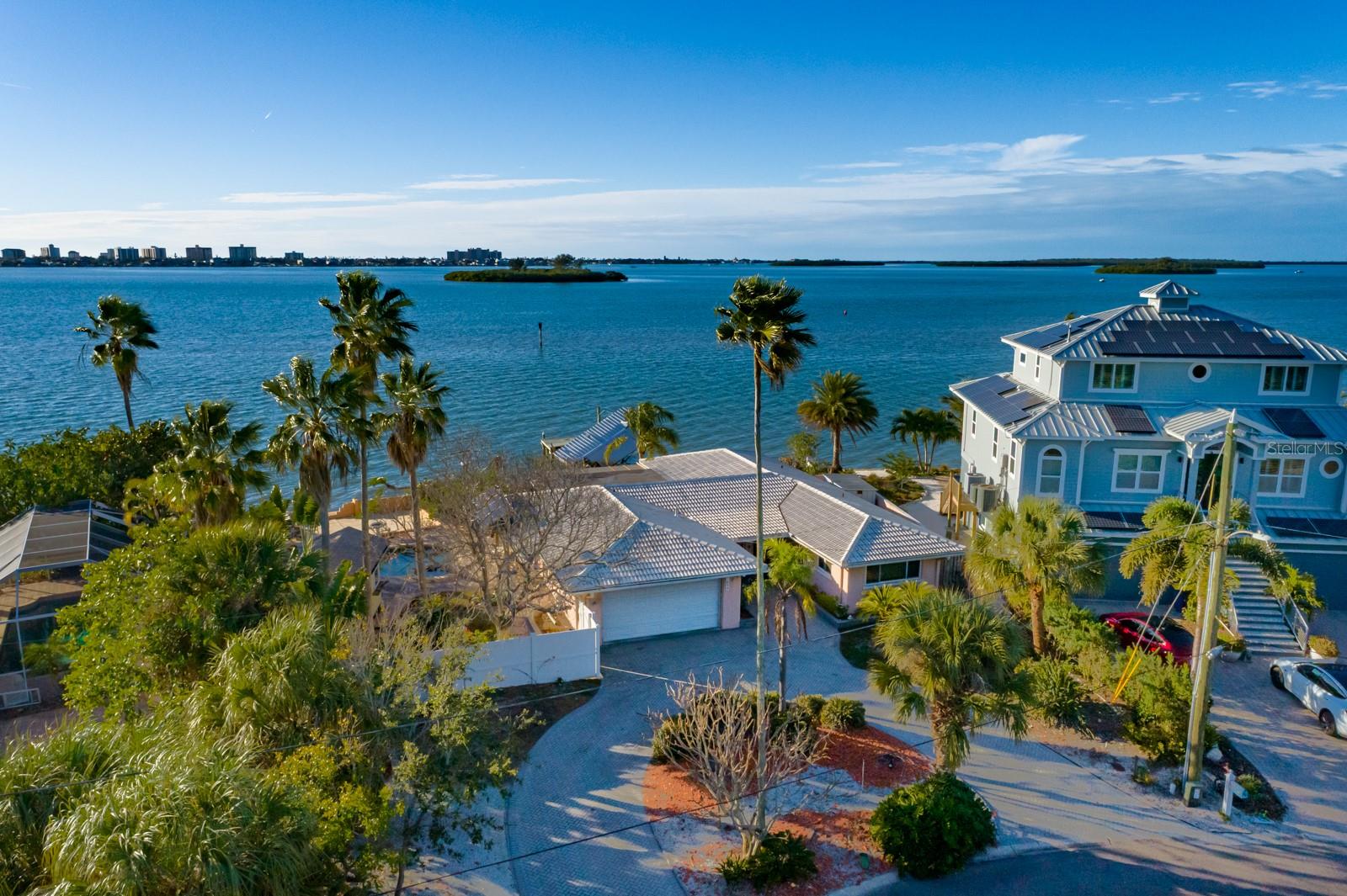 1844 Venetian Point Dr