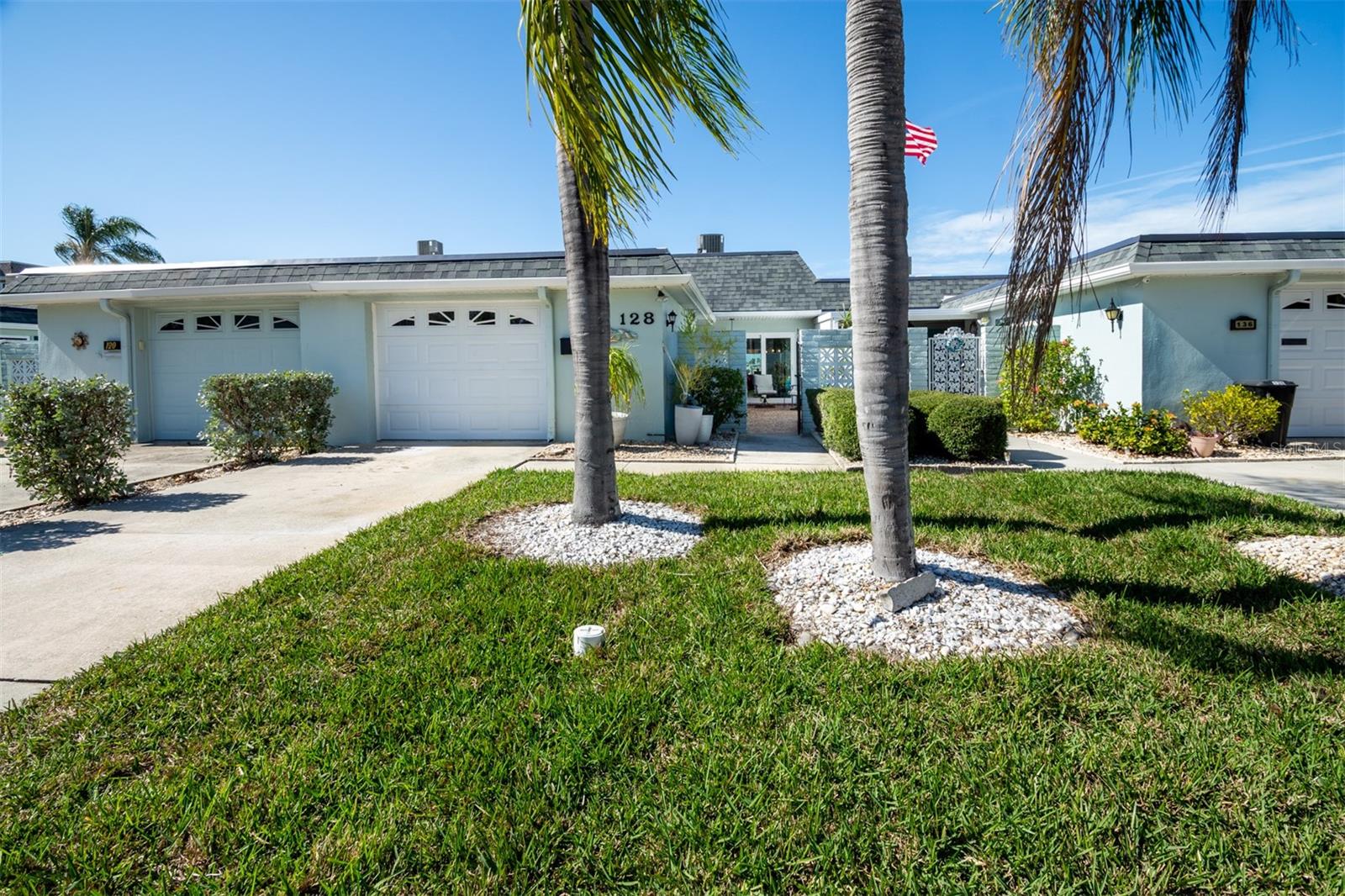 128 Boca Ciega Point Blvd N