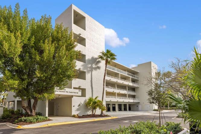 250 Sands Point Rd #5203
