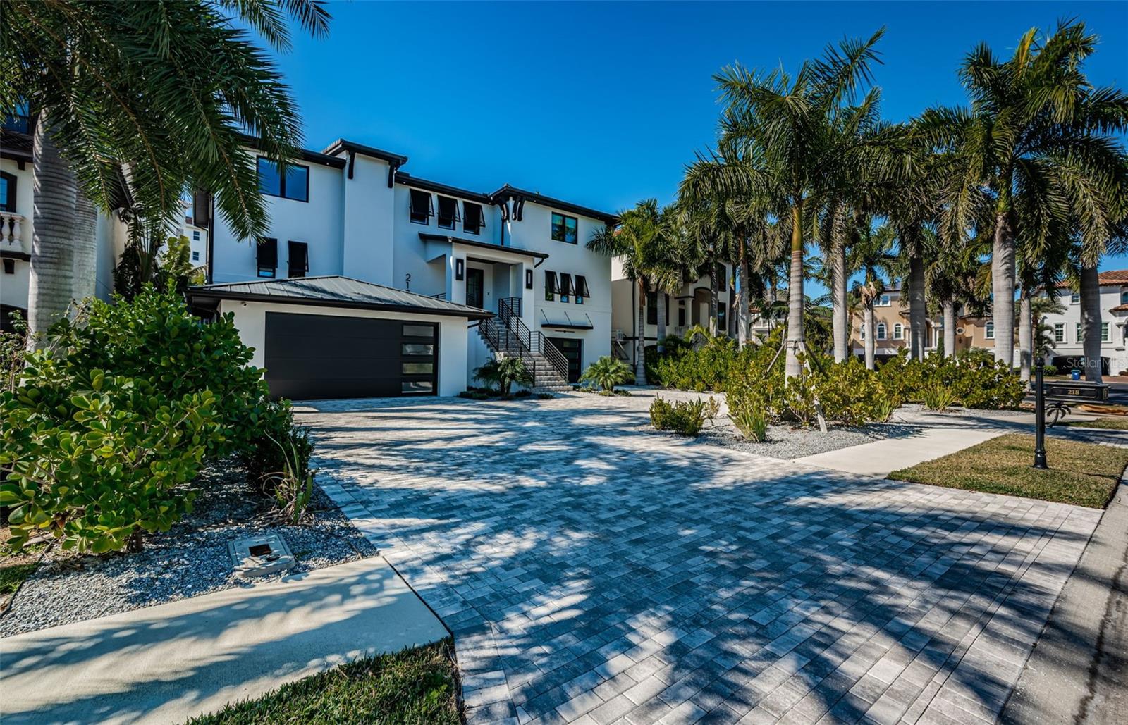 218 Sydney Ln