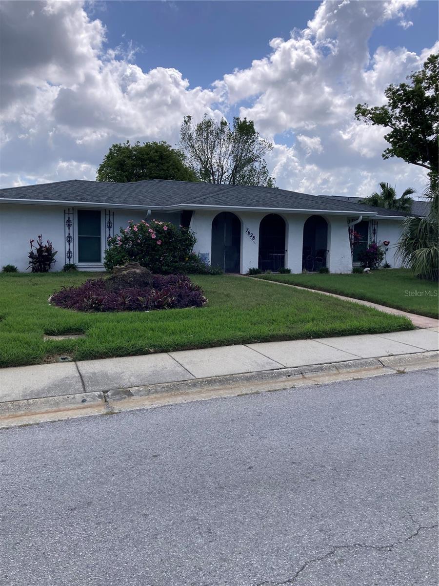 7628 Valley CT