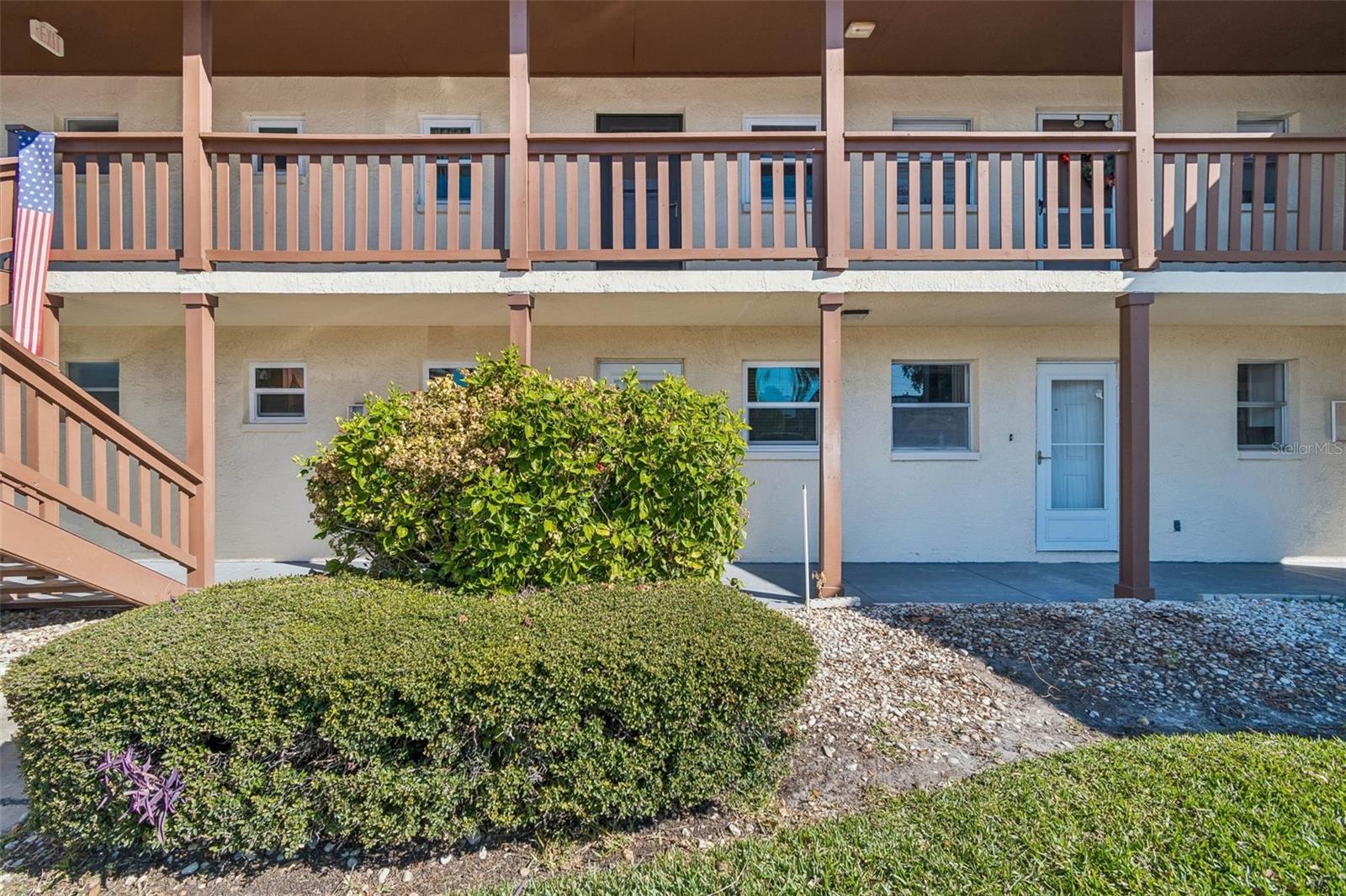 4937 Marine Pkwy #105