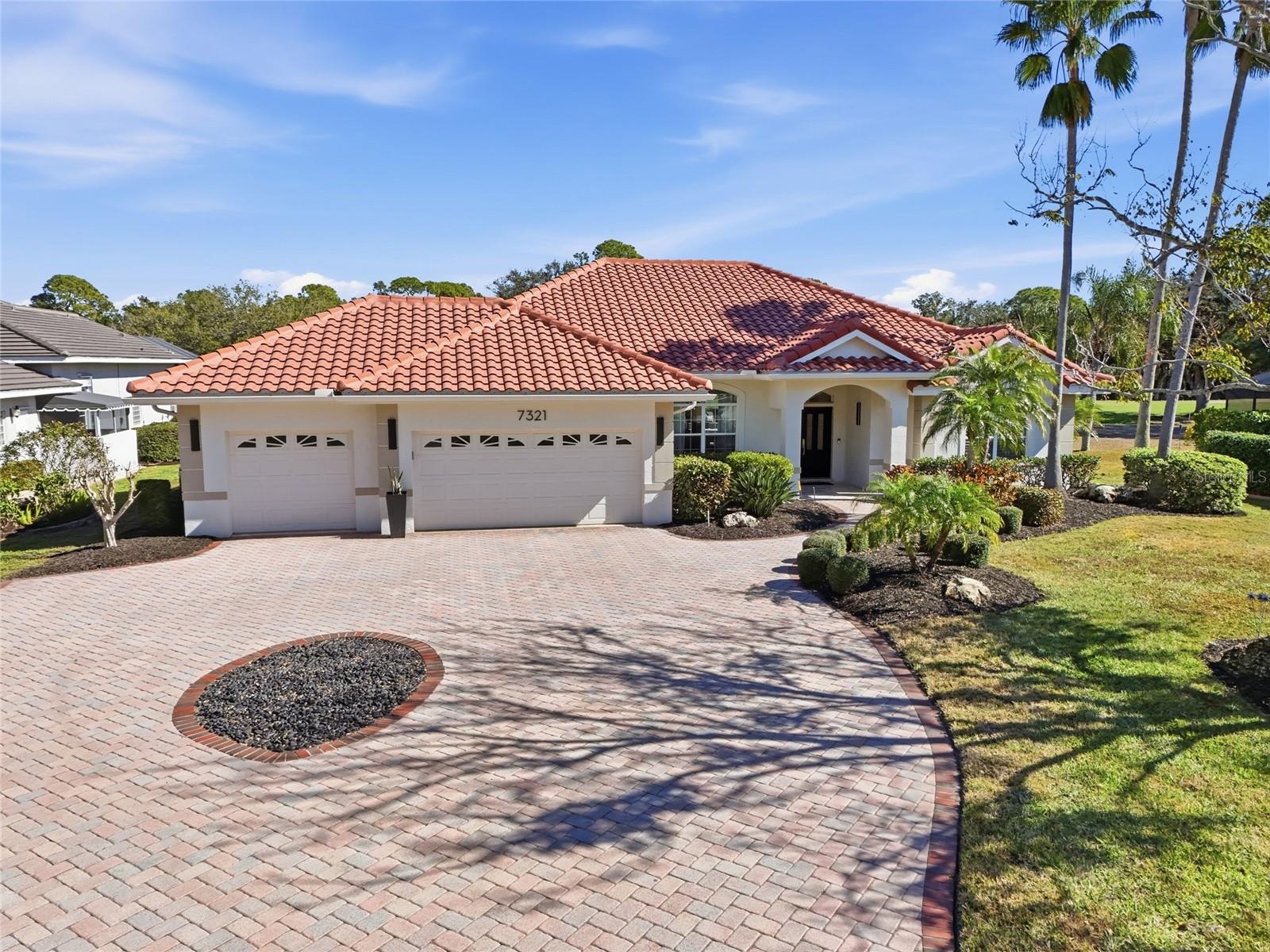 7321 Links CT