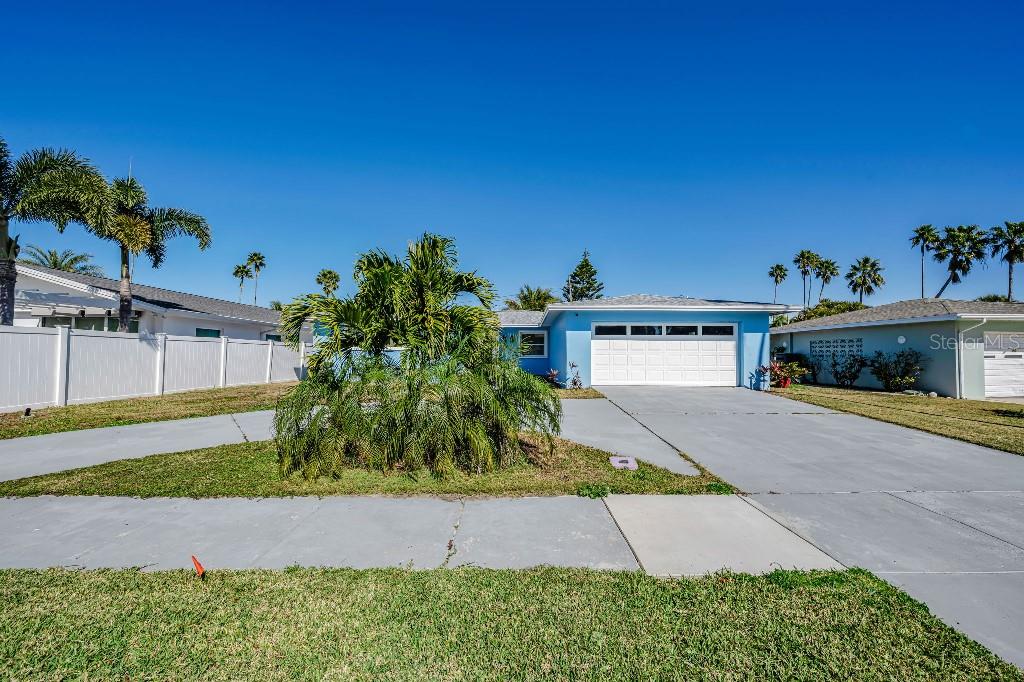 60 Kipling Plz