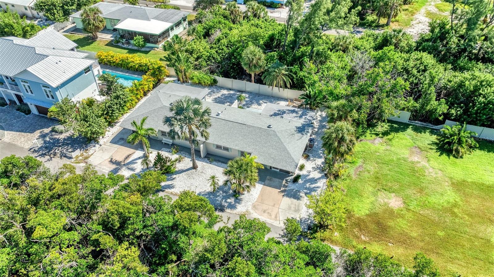 578 Companion Way