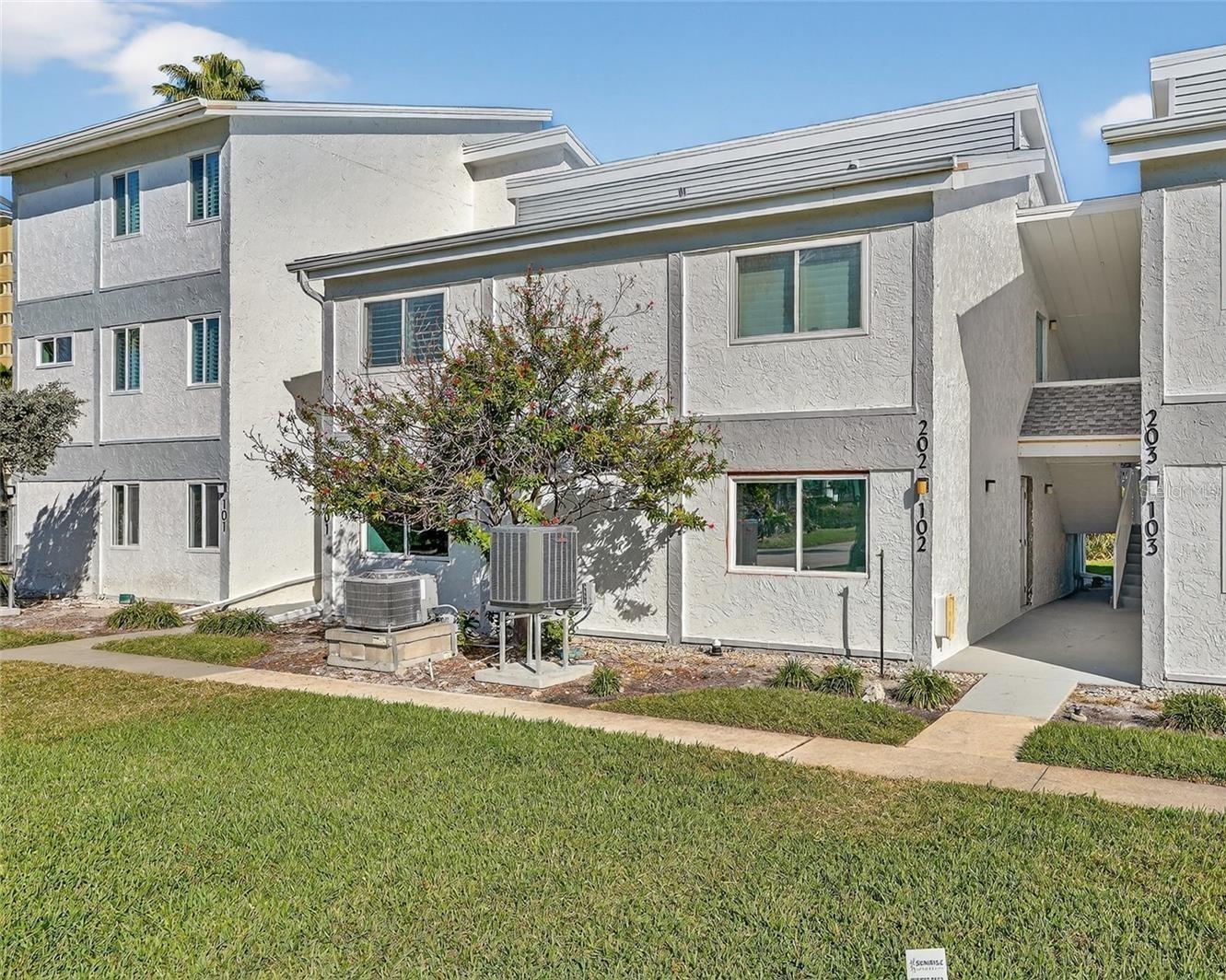 1401 Gulf Blvd #102