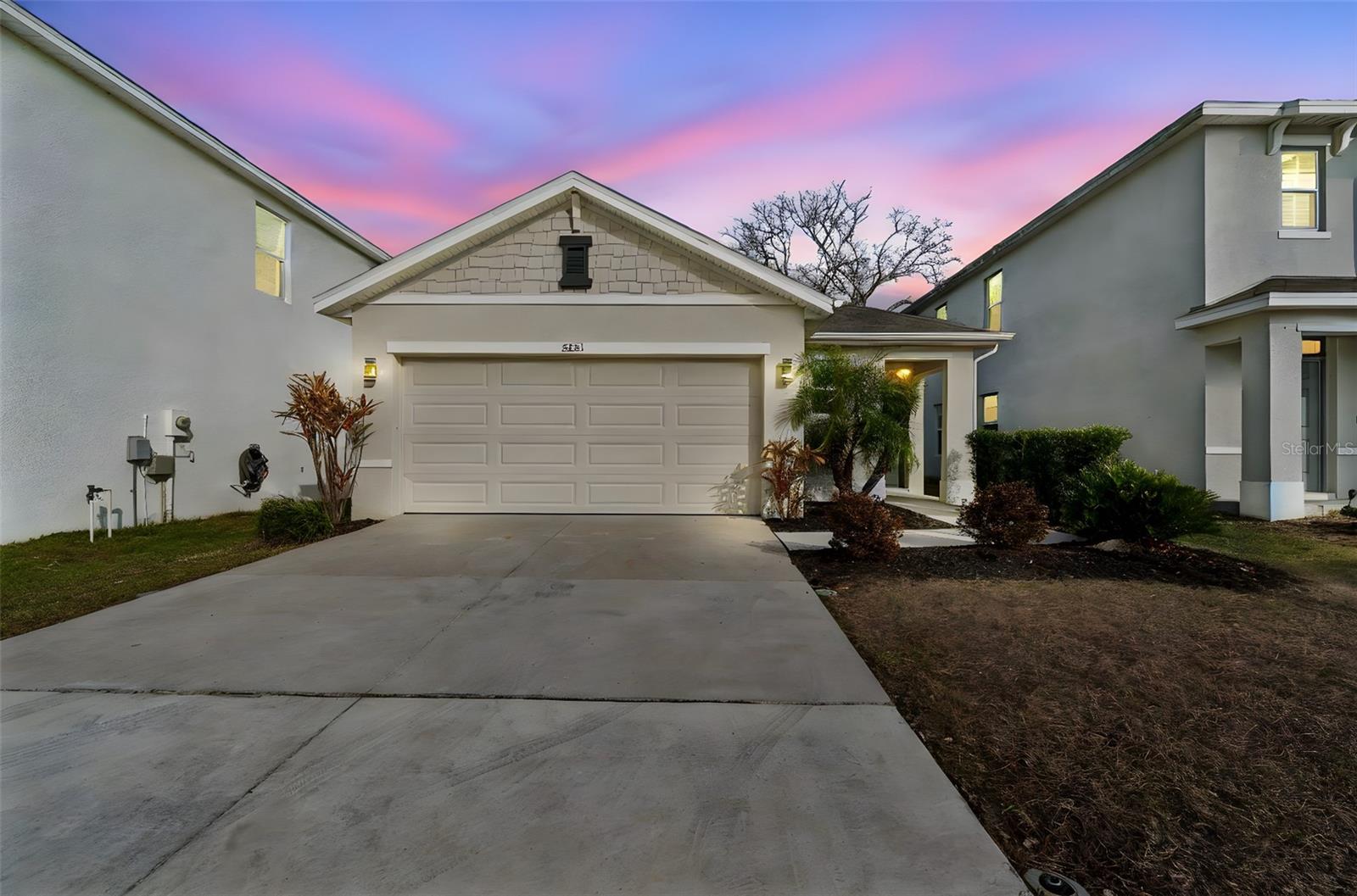 5221 Hillside Meadow Pl