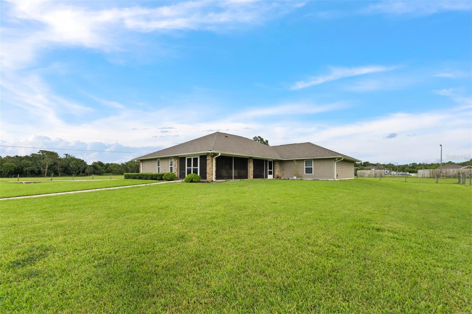 1450 Duff Rd